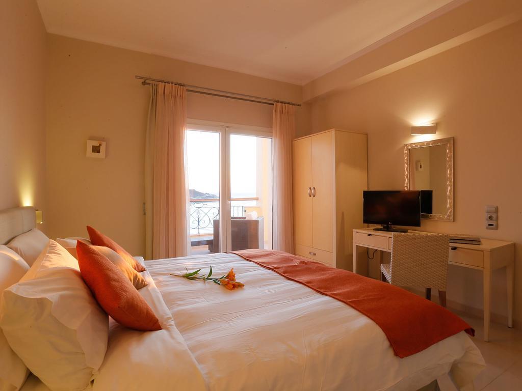 Pictures Suites Agios Stefanos Avliotes (Corfu) Quarto foto