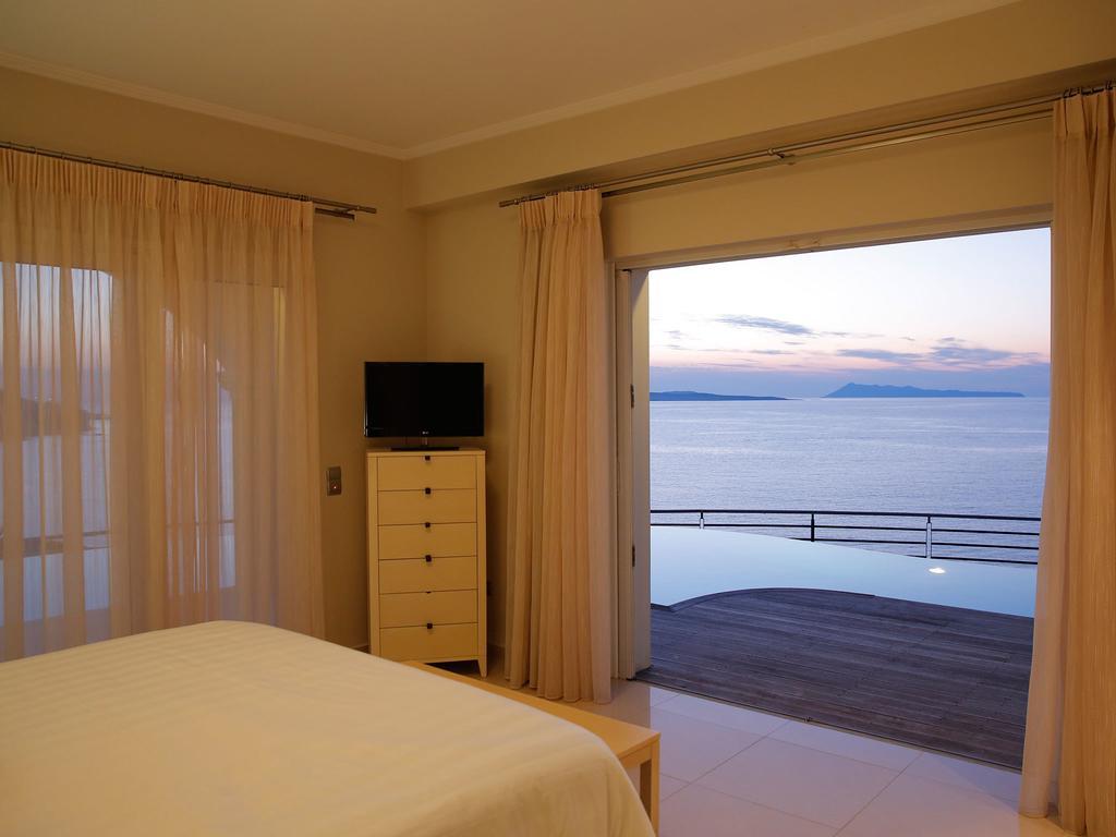 Pictures Suites Agios Stefanos Avliotes (Corfu) Quarto foto